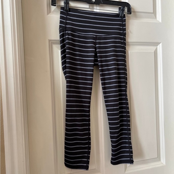 Athleta Leggings for women size XXS - Picture 3 of 3